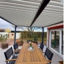Bioklimatologische pergola Habrita 21,5 m2 Antraciet aluminium en dak met ecru lamellen